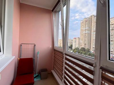 квартира за адресою Ревуцького вул., 40