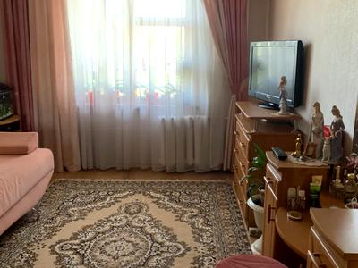 квартира за адресою Калинова вул., 76