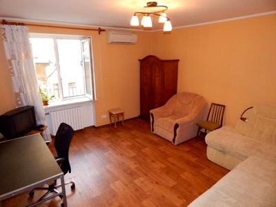 квартира по адресу Новосельского ул., 73