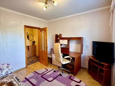 квартира по адресу Ревуцкого ул., 13