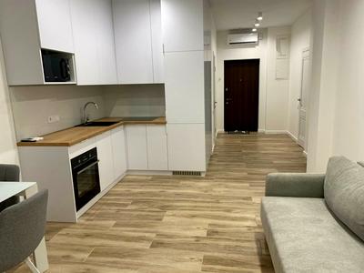 квартира за адресою Дніпровська набережна вул., 18-Б