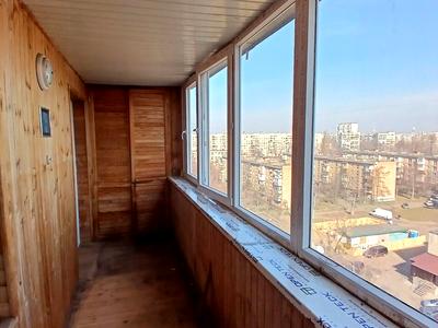 квартира за адресою Ореста Левицького вул. (Академіка Курчатова), 11