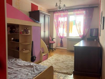 квартира по адресу Декабристов ул., 44