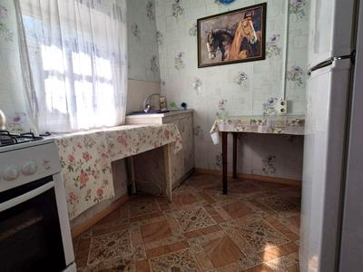 будинок за адресою Торговельна вул., 44
