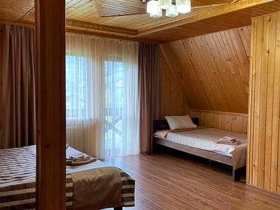 будинок за адресою Лазівська