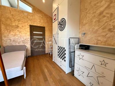 квартира за адресою Регенераторна вул., 4