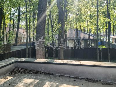 дом по адресу Лесопарковская ул.