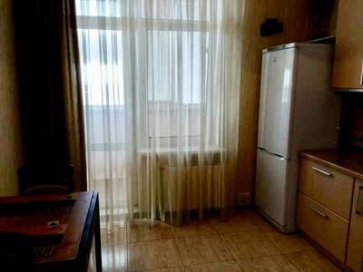 квартира по адресу Средняя ул., 21