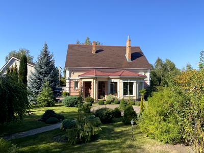 будинок за адресою Грушевського