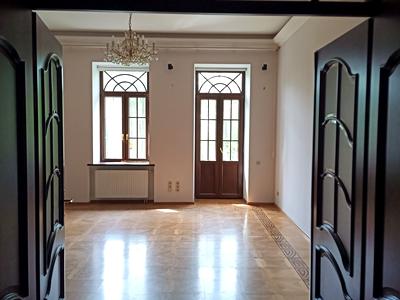 квартира по адресу Академика Богомольца ул., 5