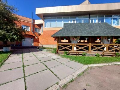 коммерческая по адресу Виставкова, 1