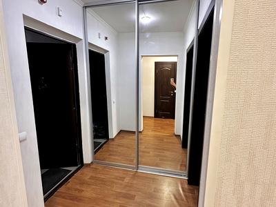 квартира за адресою Софії Русової вул., 7-А