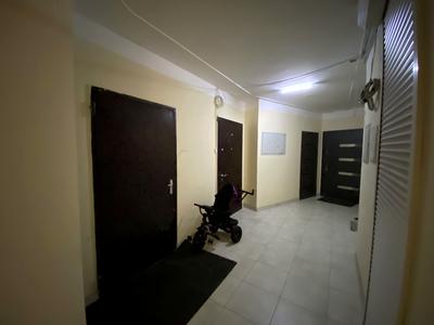 квартира за адресою Київ, Срібнокільська вул., 12