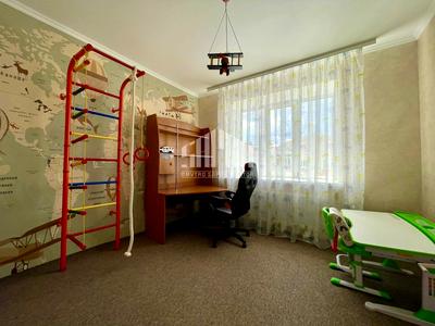 квартира за адресою Тараса Шевченка бульв., 5