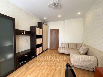 квартира за адресою Дмитрівська вул., 82