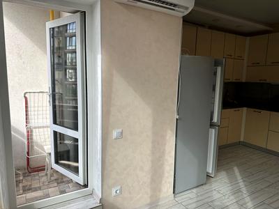 квартира по адресу Героев Небесной Сотни просп., 18/8