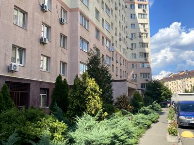 квартира за адресою Івана Франка вул., 6