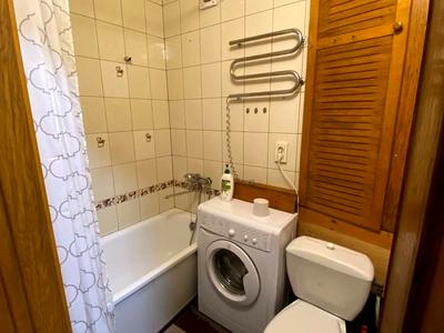 квартира за адресою Харківське шосе, 12