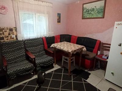 квартира за адресою Локомотивна вул., 4/2