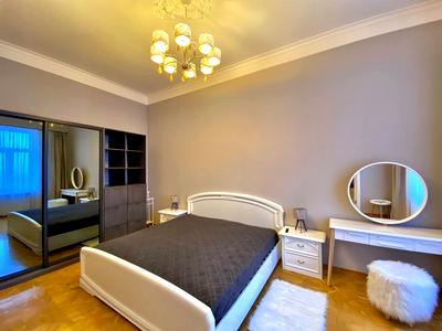 квартира по адресу Коцюбинского Михаила ул., 5