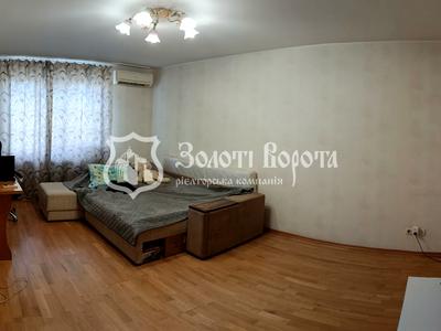 квартира за адресою Братиславська вул., 7