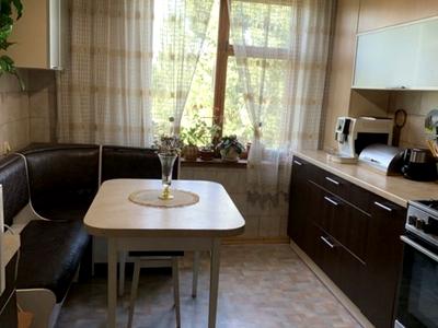 квартира за адресою Калинова вул., 76