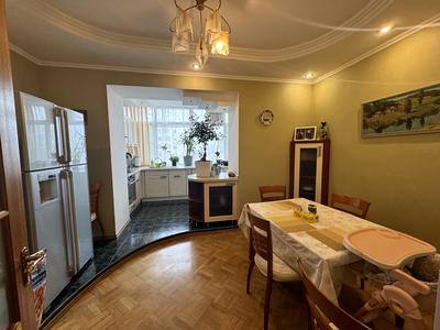 квартира за адресою Педагогічна вул., 27
