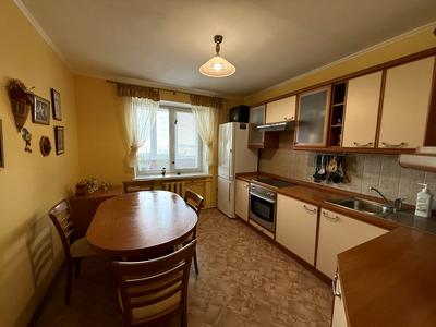 квартира за адресою Братів Зерових вул. (Червонопартизанська), 14-Б