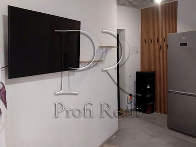 квартира по адресу Героев Небесной Сотни просп., 16/10
