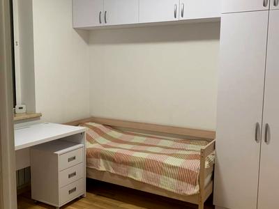 квартира за адресою Дорошенка вул., 5