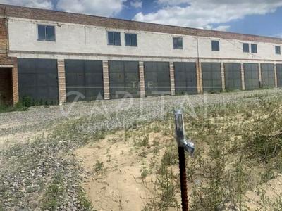 комерційна за адресою Ревуцького вул., 58