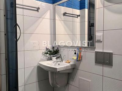 квартира за адресою Наваторів, 22б