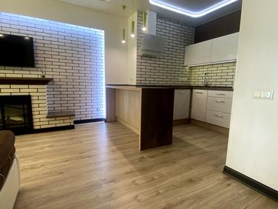 квартира за адресою Зарічна вул., 3-А