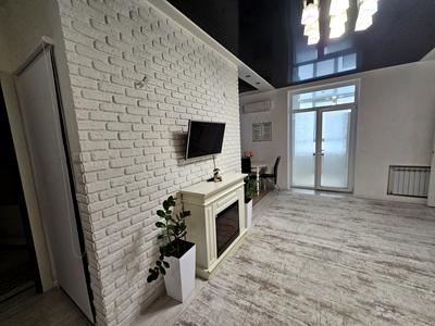 квартира за адресою Любарського пров. (Білостоцького), 4