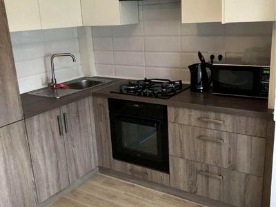 квартира за адресою Врубеля М., 42