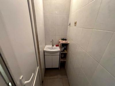 комерційна за адресою Шевченка вул., 3