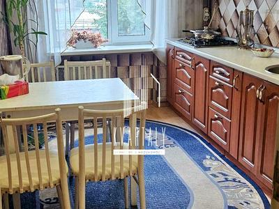 квартира за адресою Стадіонна вул., 13