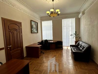 коммерческая по адресу Большая Васильковская ул. (Красноармейская), 47