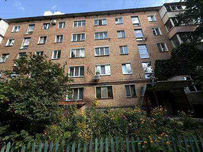 квартира за адресою Юліана Матвійчука вул. (), 120