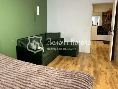 квартира за адресою Ревуцького вул., 54