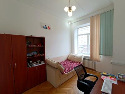 квартира за адресою Хрещатик вул. (Kreschatic), 21