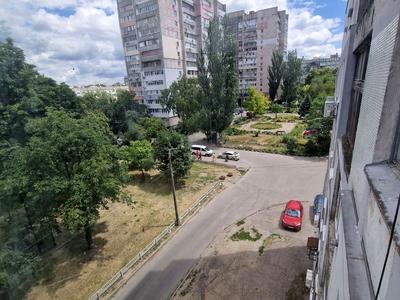 квартира за адресою Академіка Янгеля вул., 7