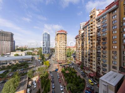 квартира за адресою Євгена Коновальця вул. (Щорса), 32-Б