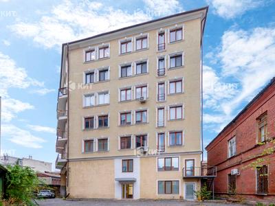 комерційна за адресою Алчевських вул. (Артема), 34б