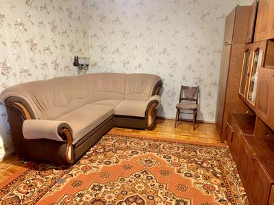 квартира по адресу Ревуцкого ул., 13