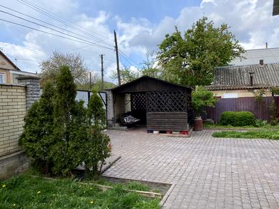 будинок за адресою Володимира Івасюка