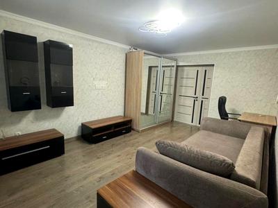 квартира по адресу Героев просп., 12