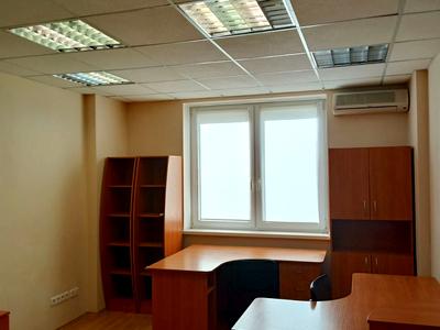 квартира за адресою Київ, Раїси Окіпної вул., 4
