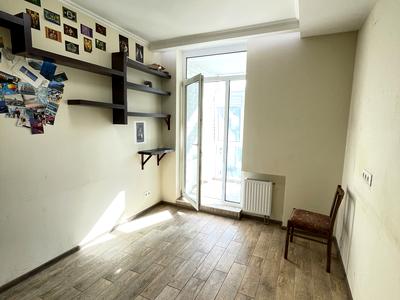 квартира за адресою Регенераторна вул., 4 к14