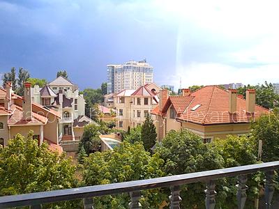 квартира по адресу Вице-адмирала Азарова ул. (Вице-адмирала Азарова), 6